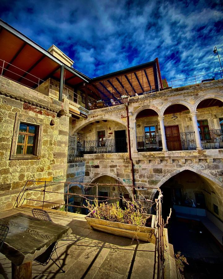 Aren Cave Hotel And Art Gallery Гьореме Екстериор снимка
