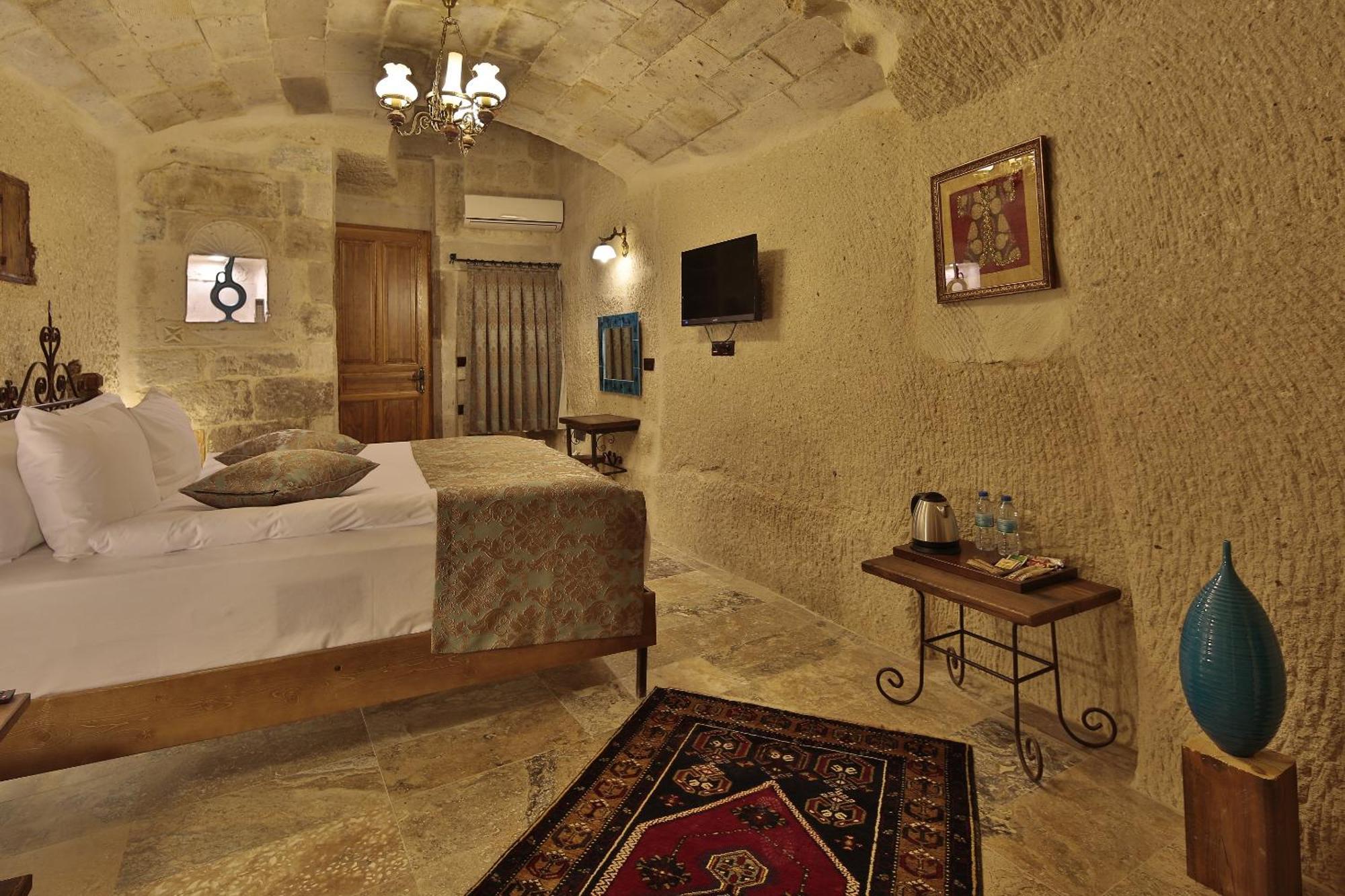 Aren Cave Hotel And Art Gallery Гьореме Екстериор снимка