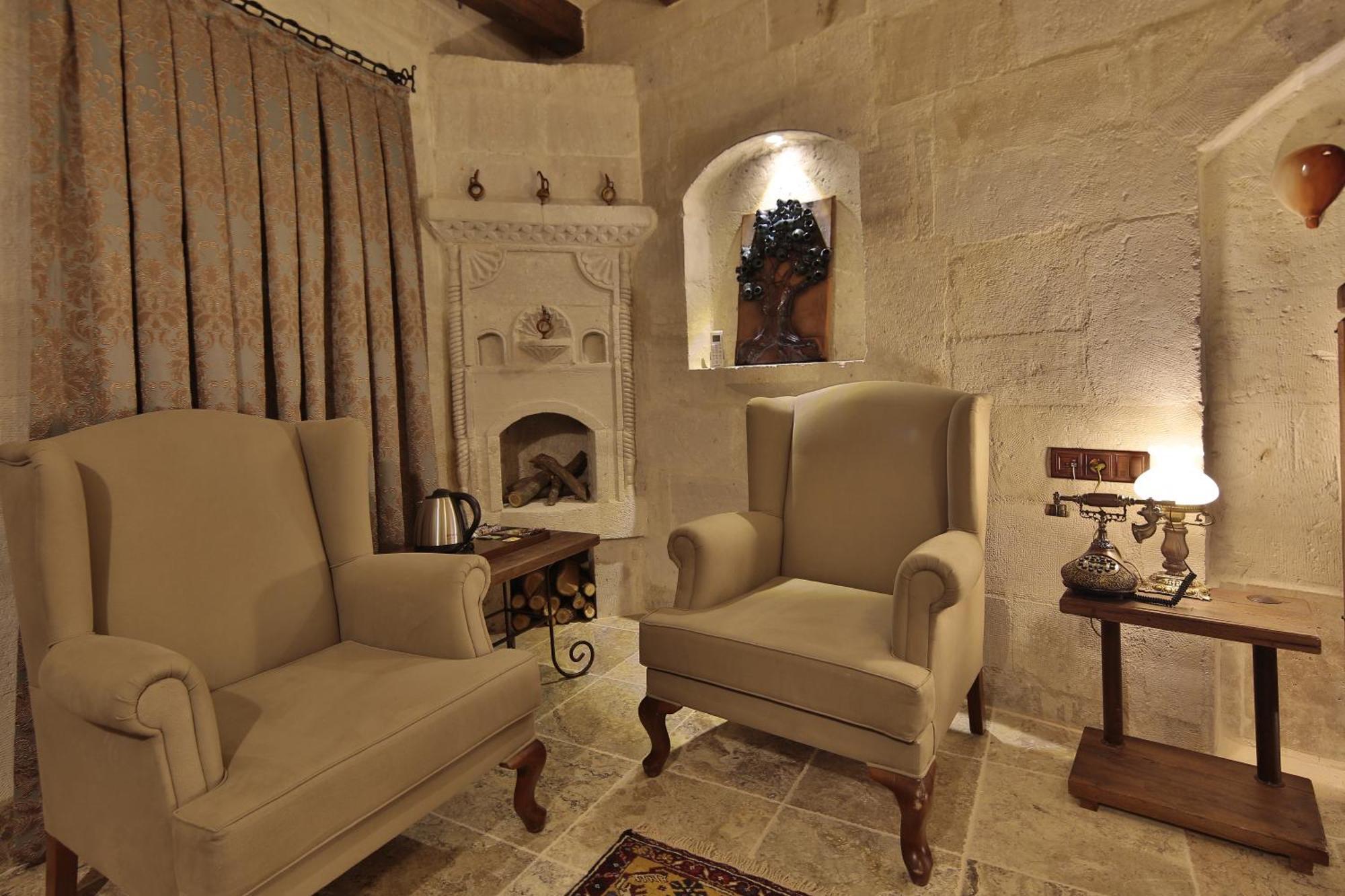 Aren Cave Hotel And Art Gallery Гьореме Екстериор снимка