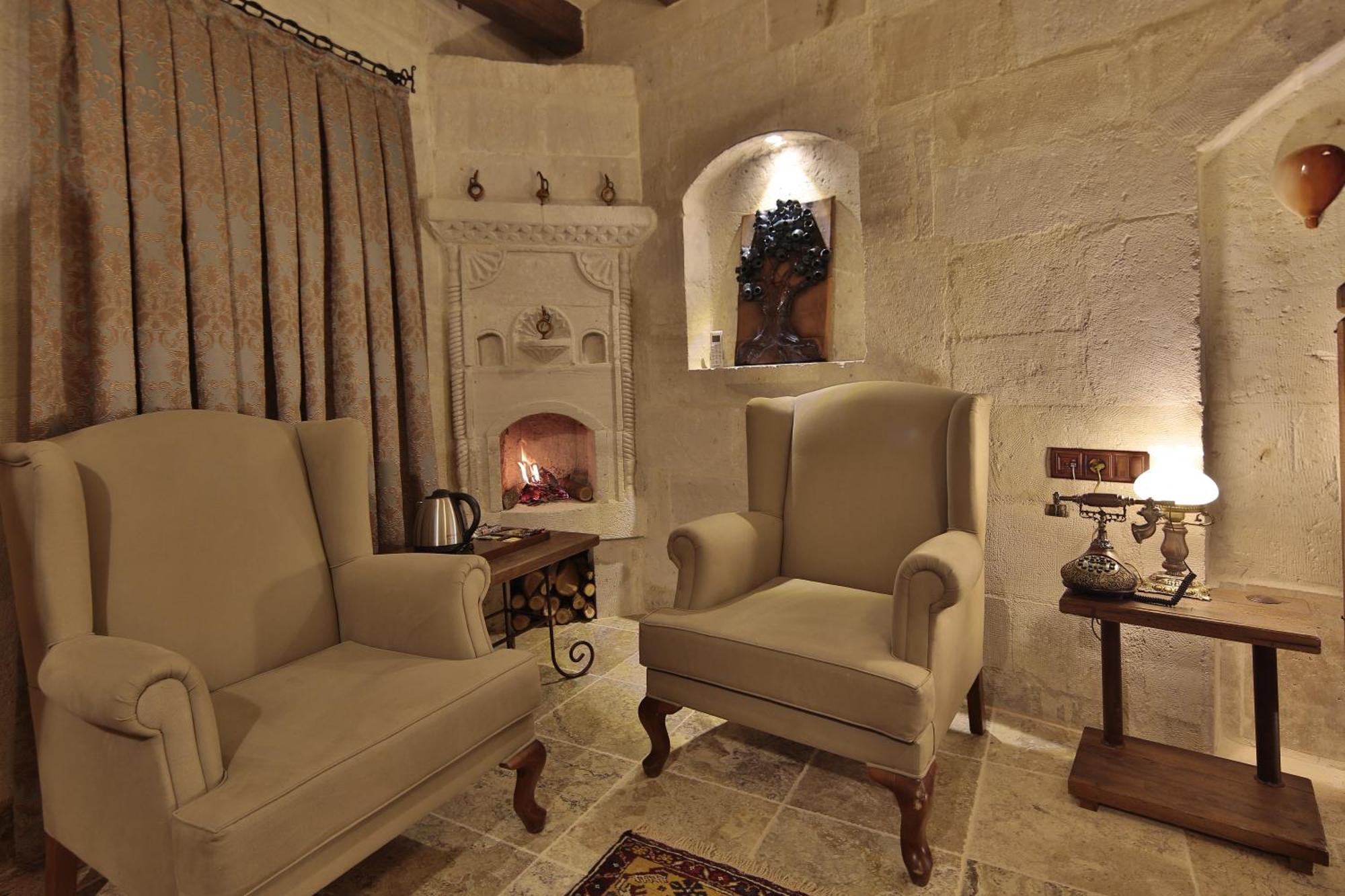 Aren Cave Hotel And Art Gallery Гьореме Екстериор снимка