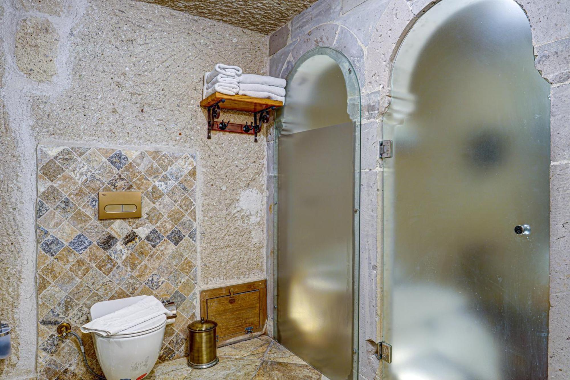 Aren Cave Hotel And Art Gallery Гьореме Екстериор снимка