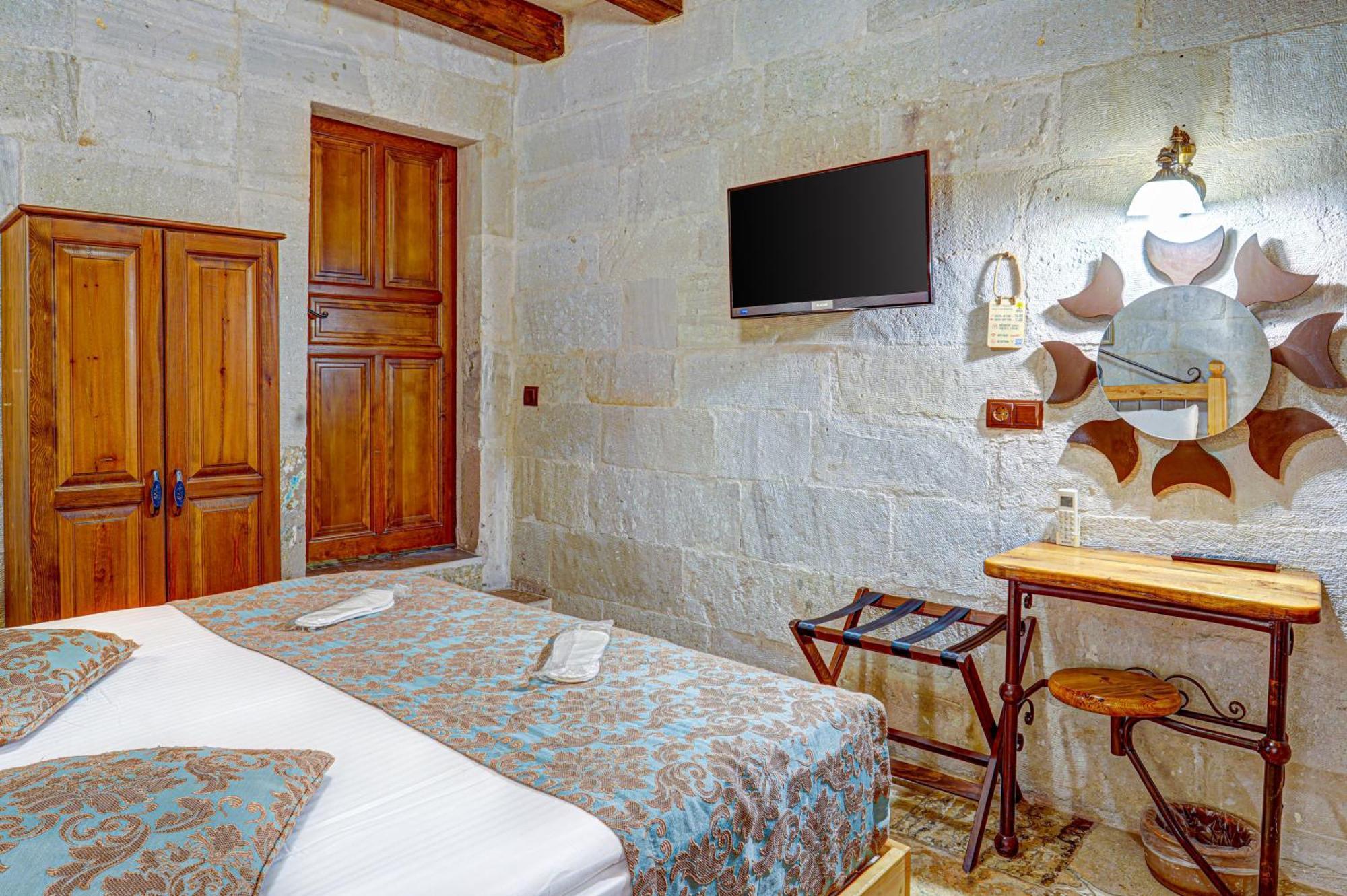 Aren Cave Hotel And Art Gallery Гьореме Екстериор снимка