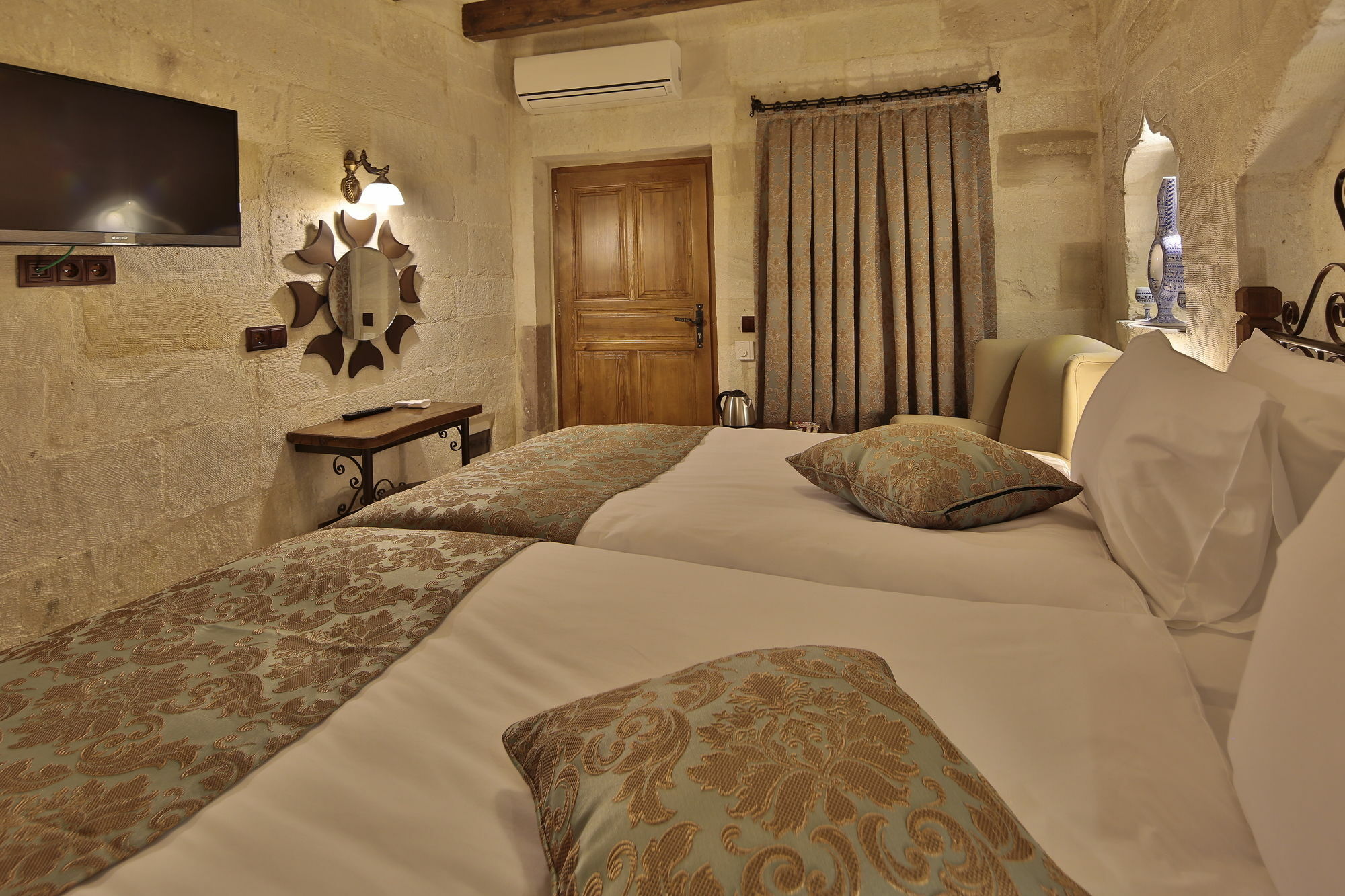Aren Cave Hotel And Art Gallery Гьореме Екстериор снимка